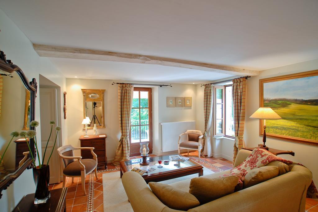 Vila Moulin De Larcy Ribérac Exteriér fotografie